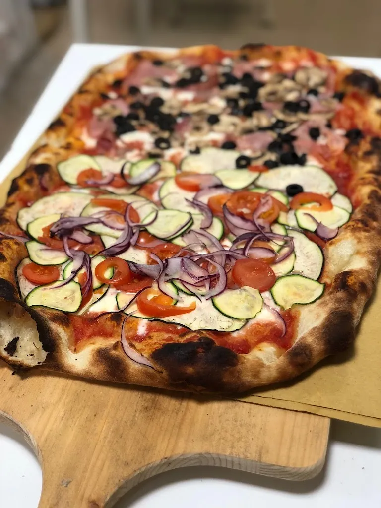 Menü_Accipizza Casinina_Casinina_Bild_8