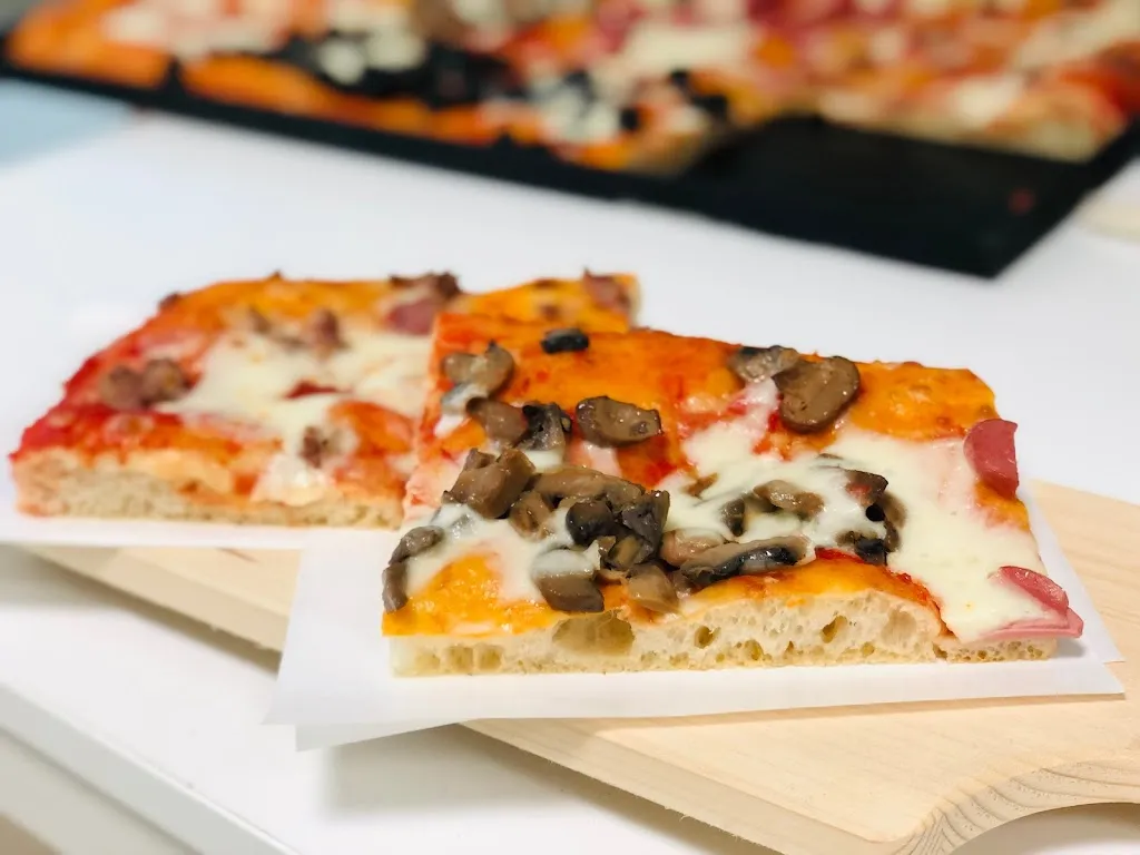 Accipizza Casinina_Casinina_slider_image_2