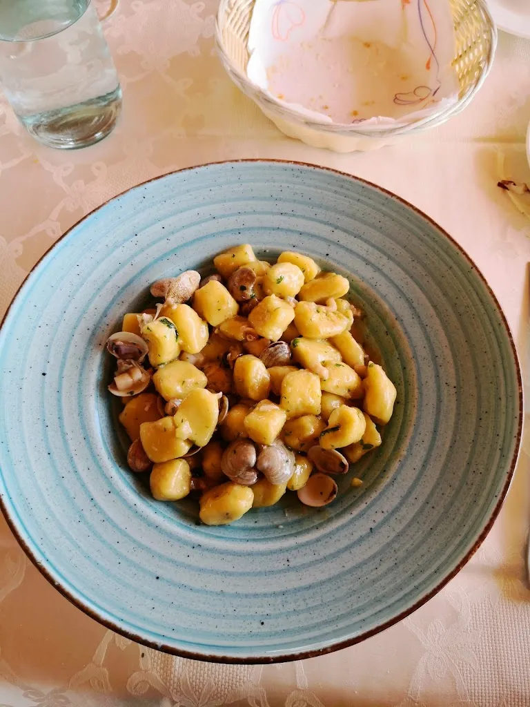 Alex Bagaglia_Ristorante Pizzeria Al Buongustaio Castelbellino_Castelbellino_review