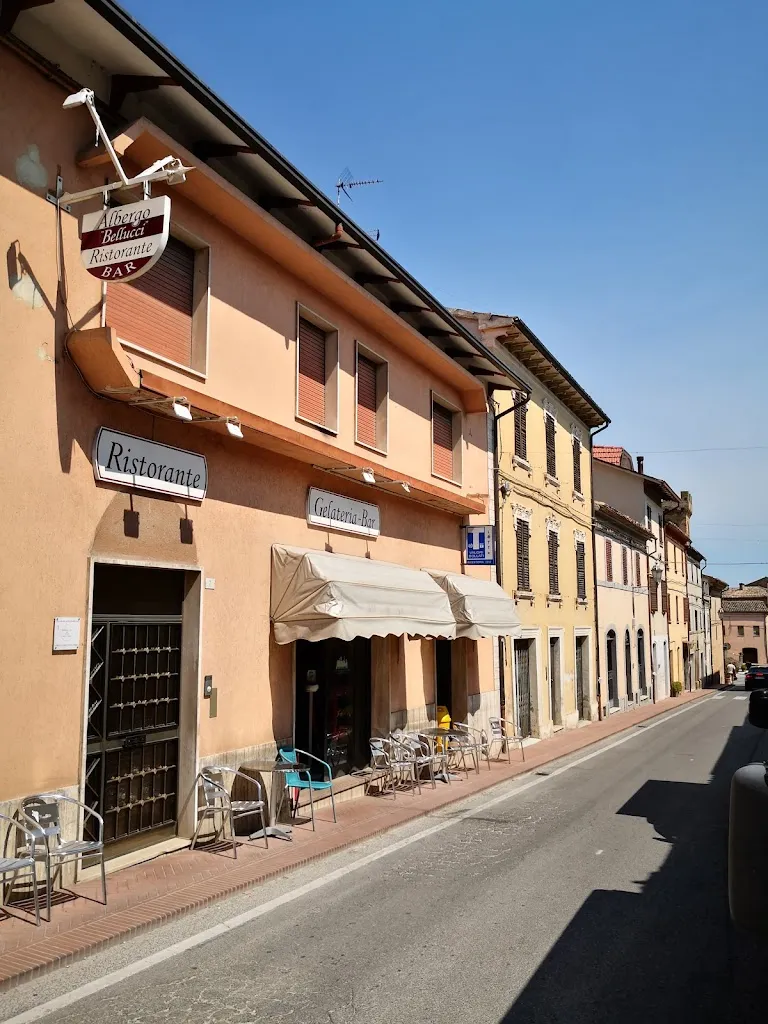 ALBERGO RISTORANTE "BELLUCCI" restaurant in Castelleone di Suasa