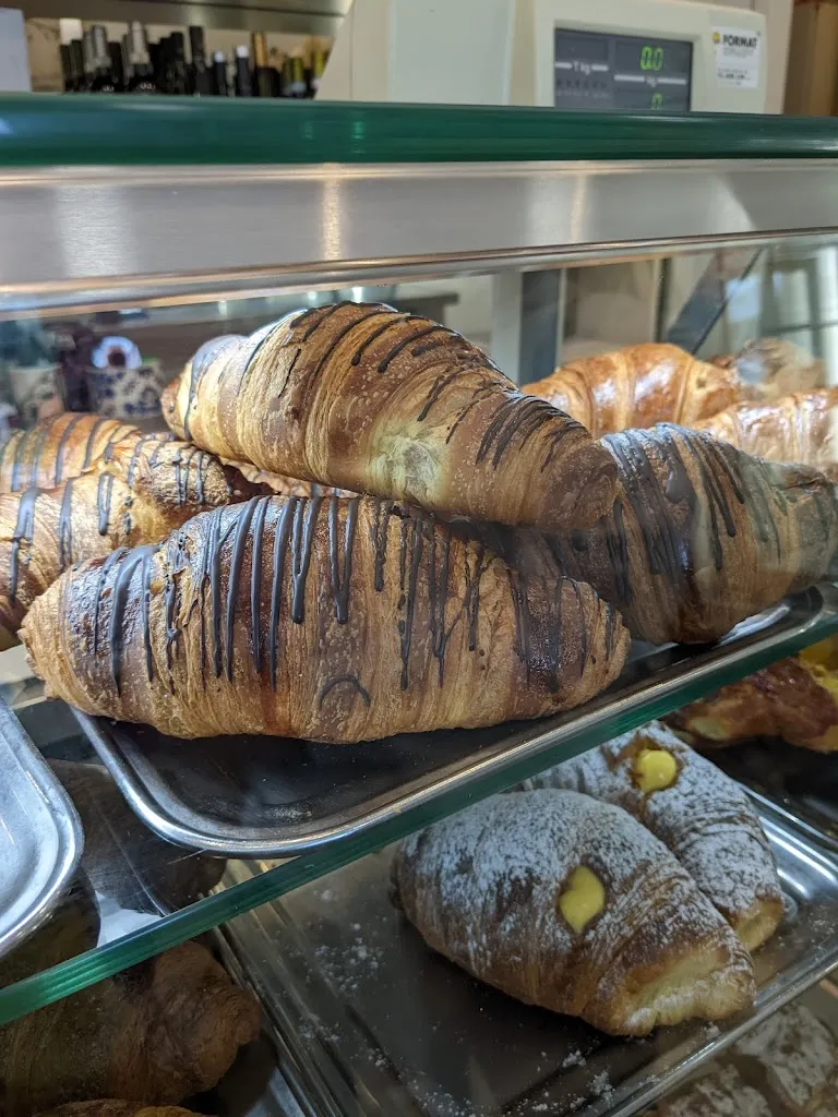 Pasticceria Bar Pizzeria Arcobaleno_Castelleone di Suasa_slider_image_2