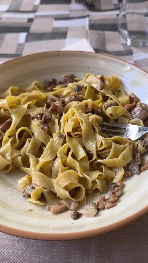 Ahmed Almarzouqi_Ristorante locanda Il Mandriano_Carpegna_review