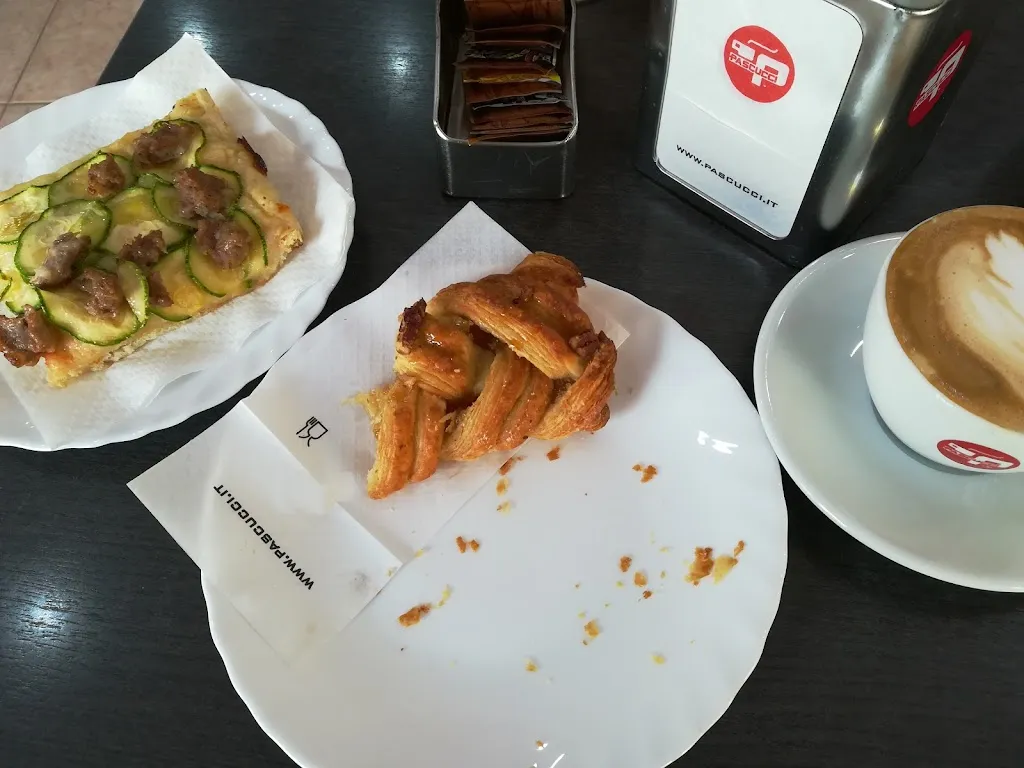 Laura_Caffe' Turismo Di Corbellotti Debora_Carpegna_review