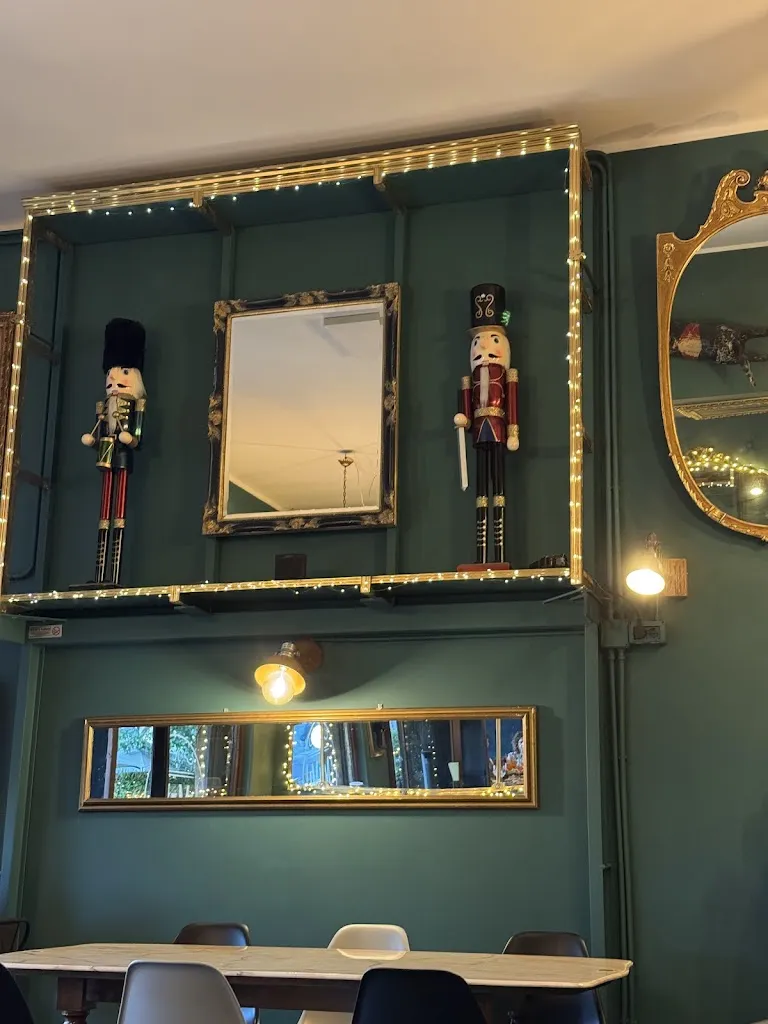 Graphic_MaMi_Carpegna_review