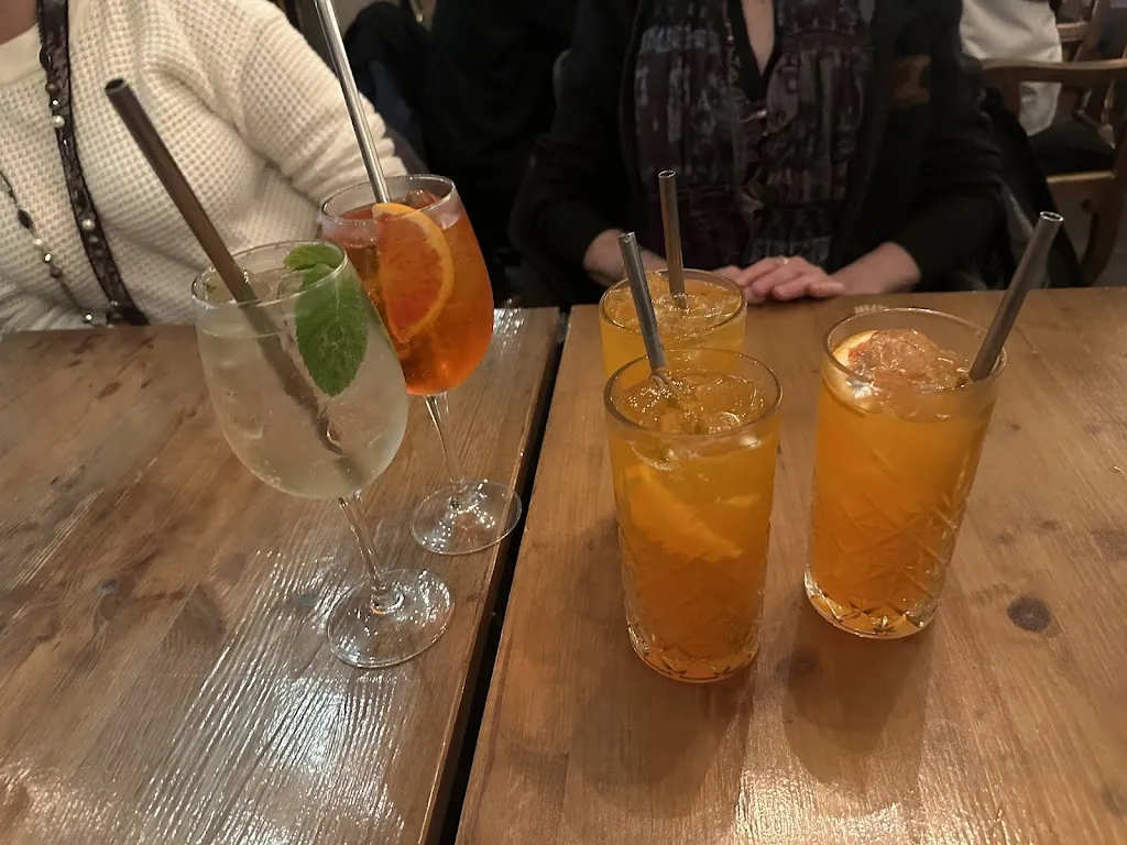 Danielle Burtschi_MaMi_Carpegna_review