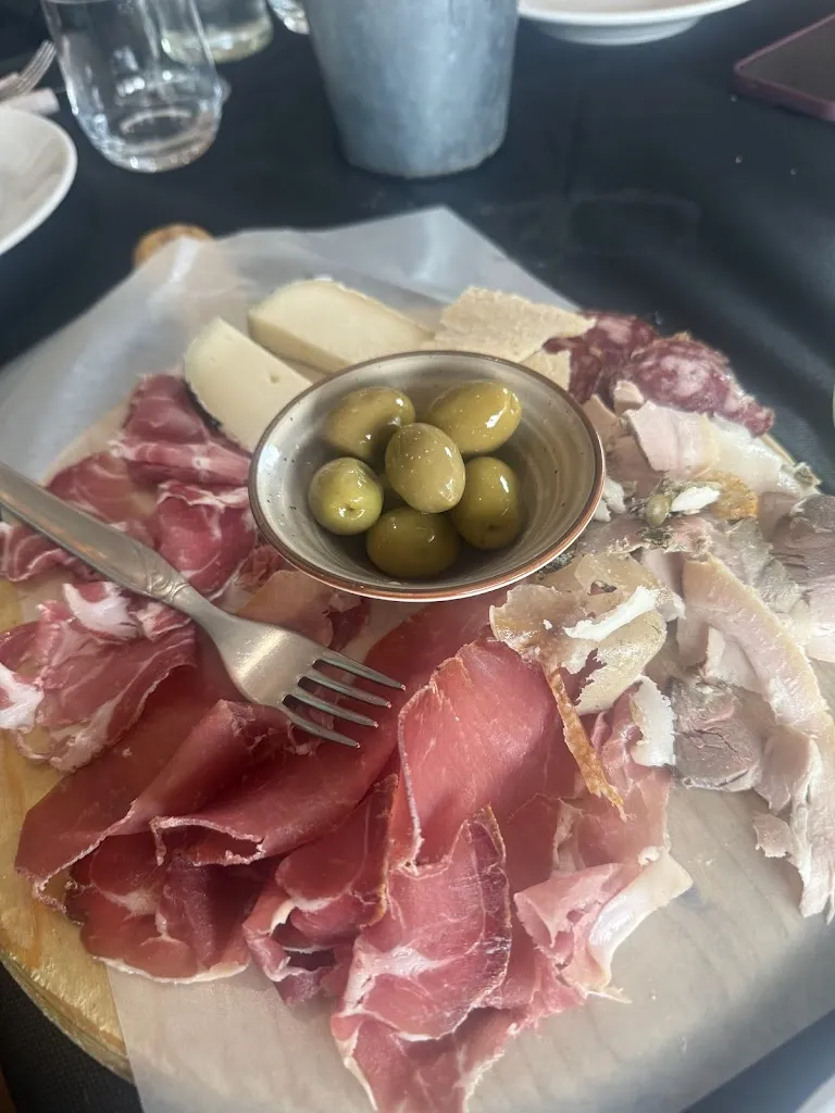 Salvo imperio_Ristorante Pizzeria Camere La Rupe_Carpegna_review