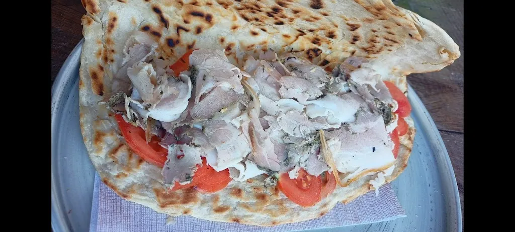 Marco Guiducci_Ristorante Pizzeria Camere La Rupe_Carpegna_review