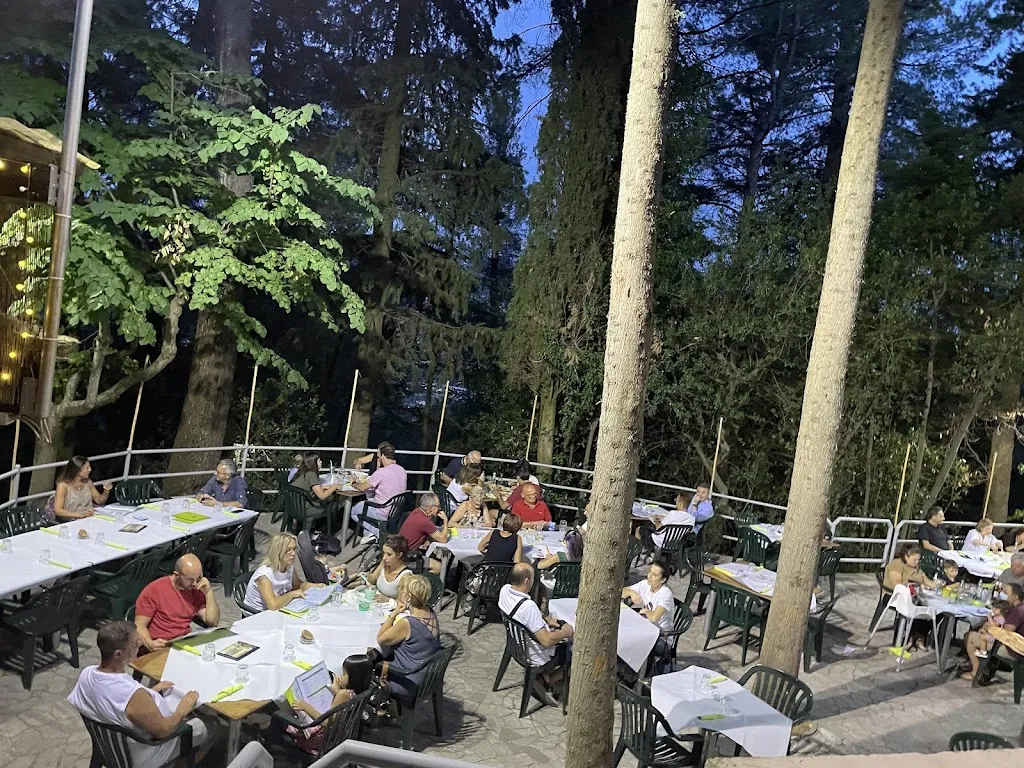 Giardini di Planio_Castelplanio_slider_image_1