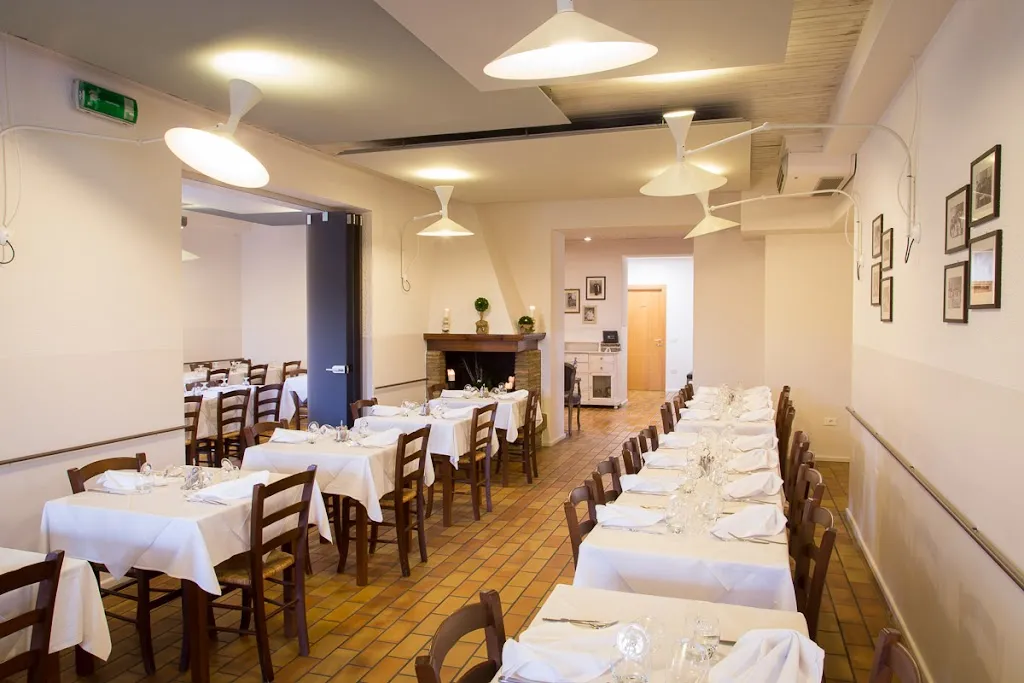 Locanda Hostaria della Posta restaurant in Castelplanio