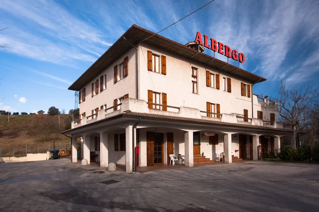 Locanda Hostaria della Posta_Castelplanio_slider_image_3