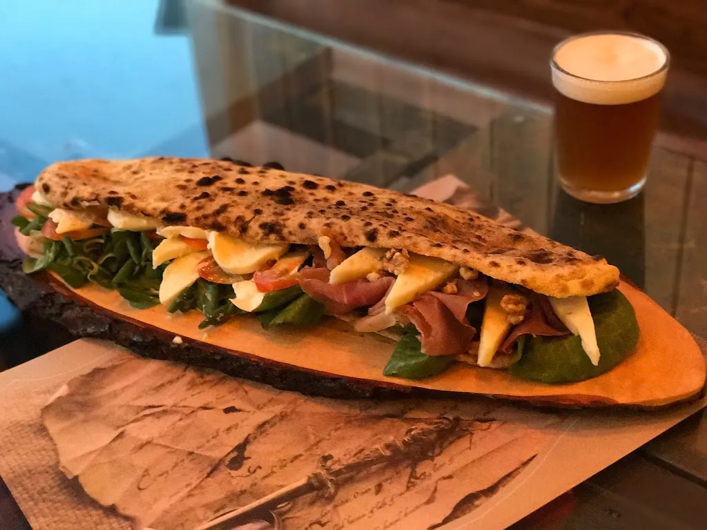 Pizzeria Ristorante La Koinè_Castorano_slider_image_2