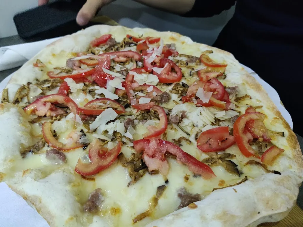 Roos dePoel_Pizzeria Ristorante La Lanterna_Castelraimondo_review