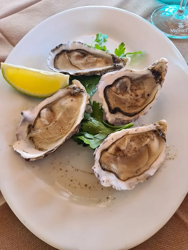 Nuovo Mondo - ristorante specialità pesce_Castelraimondo_slider_image_3