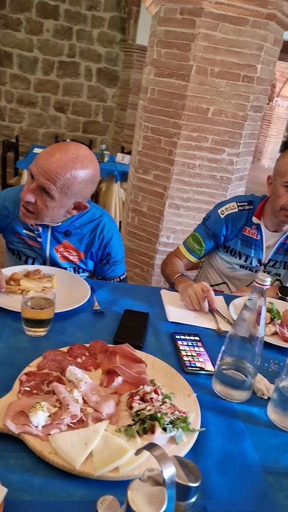 La Torre del Buongustaio_Castelraimondo_slider_image_2