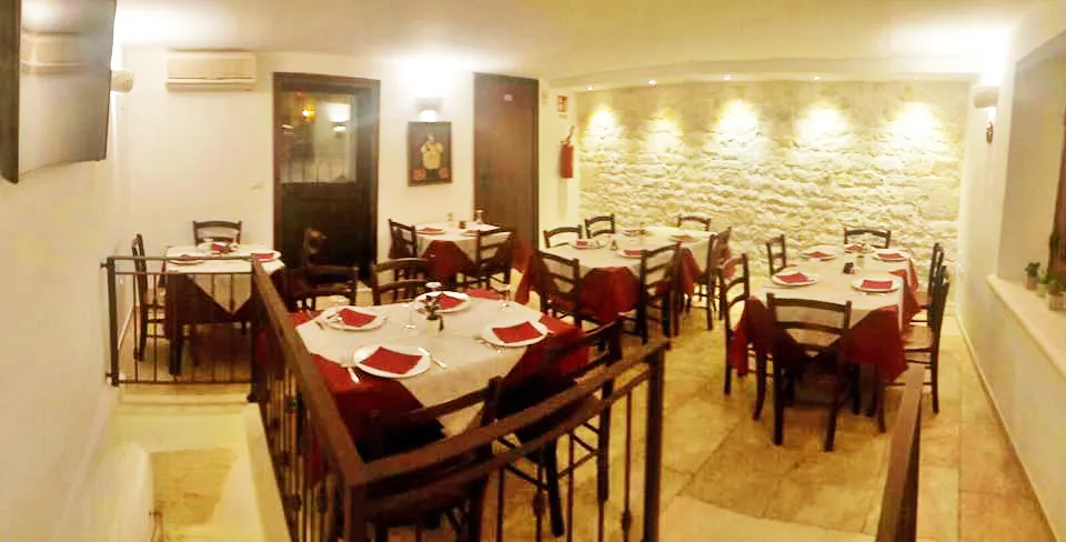 Pizzeria Parco della Contessa restaurant in Carovigno