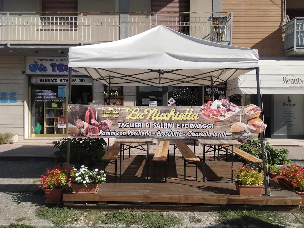 LA NICCHIETTA SPECIALITA' ALIMENTARI_Castelraimondo_slider_image_1