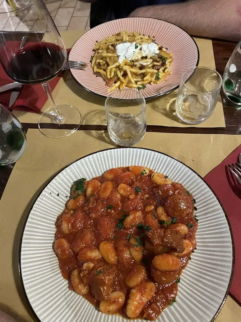 Tricol Nicola_Pezzi e Bocconi_Cerreto d'Esi_recensione