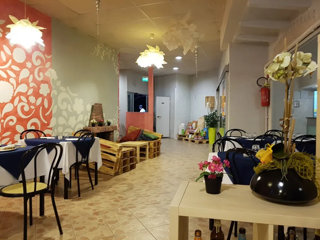 Pizzeria Gatto Matto_Cerreto d'Esi_slider_image_1