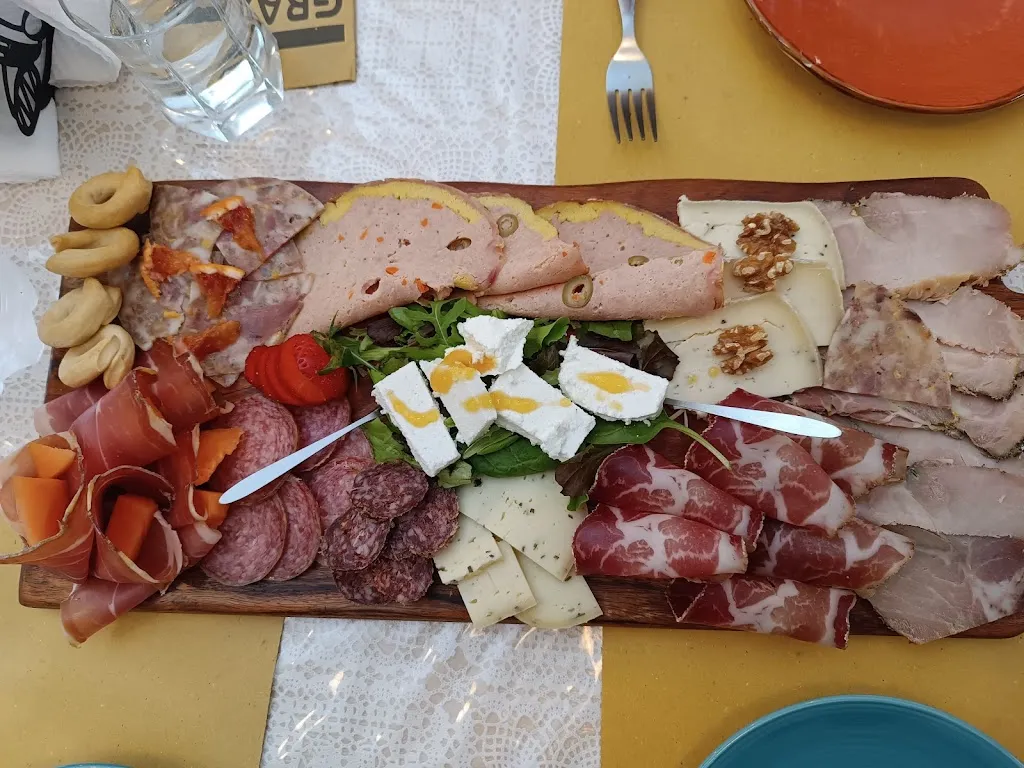 Bottega del Varugliano_Castelfidardo_slider_image_3