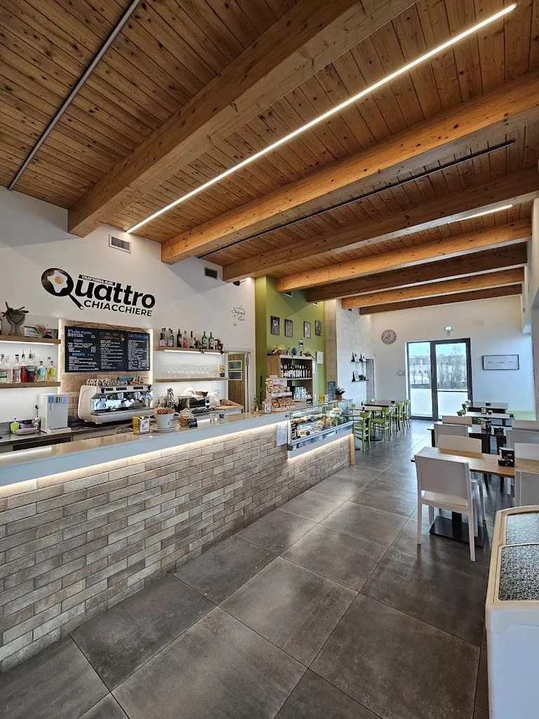 Trattoria Bar Quattro Chiacchiere restaurant in Castelfidardo