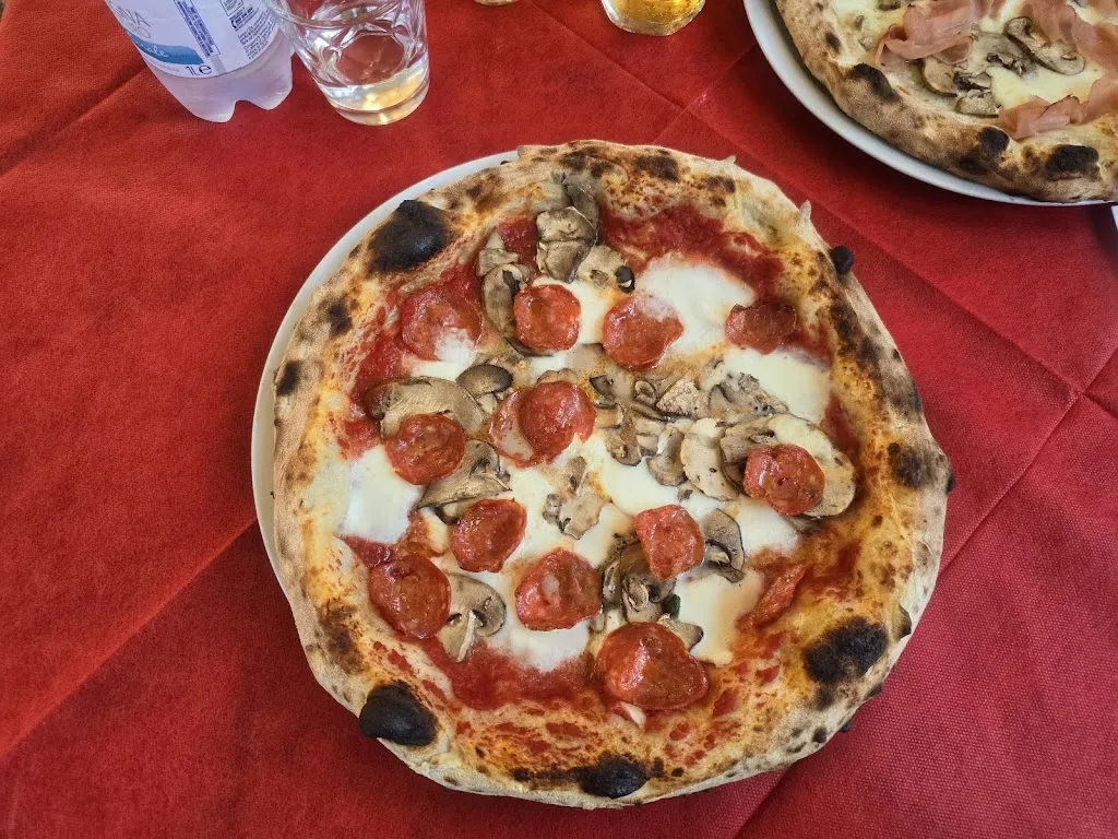 Marcin Niedzielski_Pizzeria Anema & Core_Castelfidardo_review