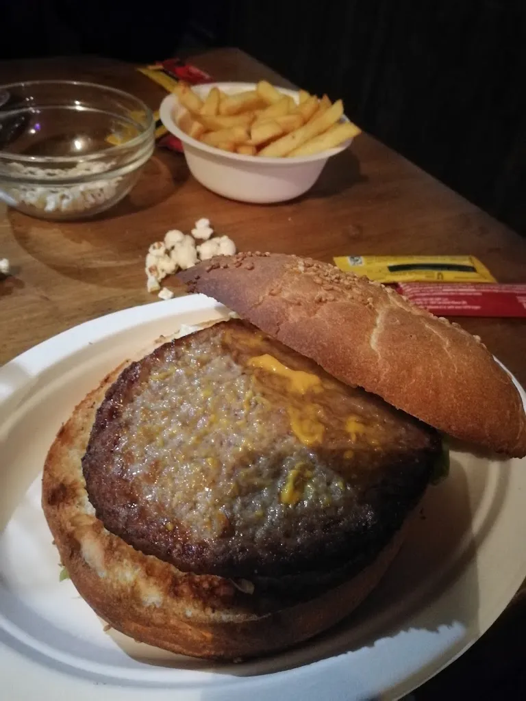 Salvatore Rignanese_Pub O’ Brian_Castelfidardo_review