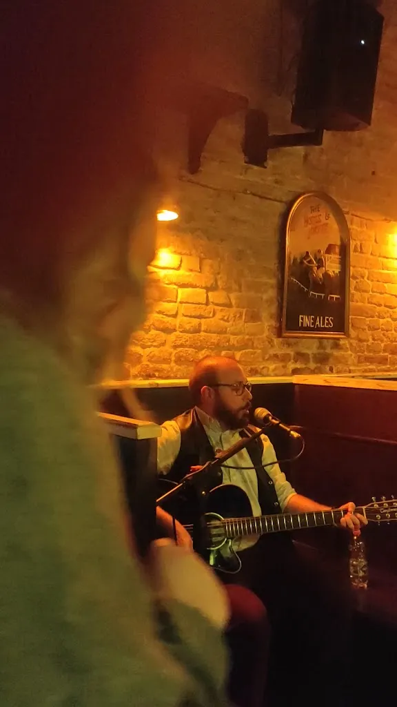 Pub O’ Brian_Castelfidardo_slider_image_2