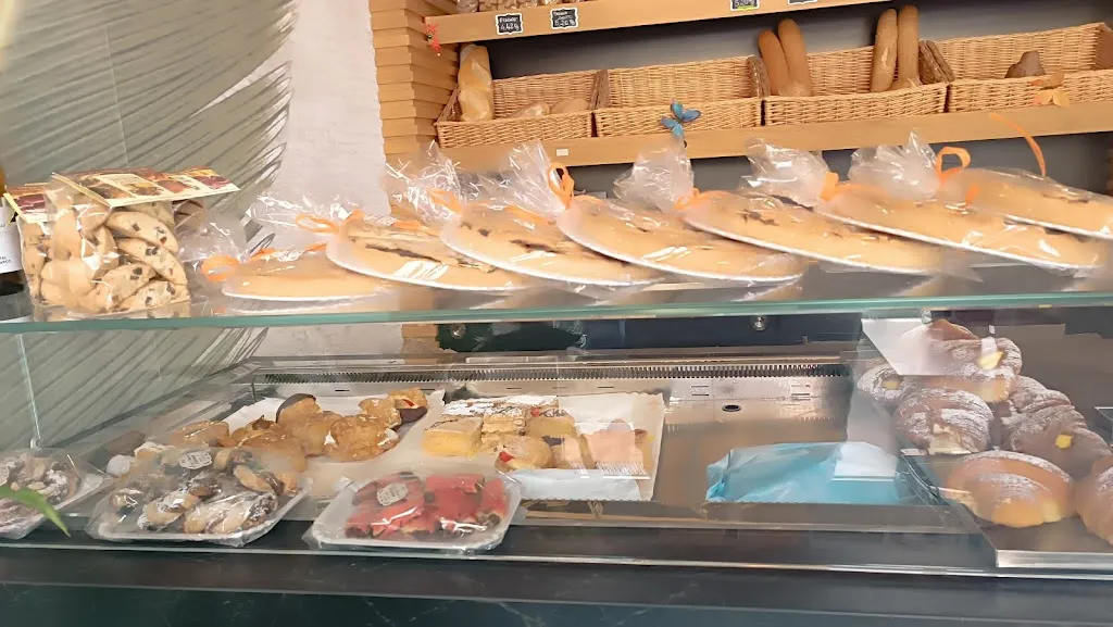 Kate W Duranti_IF Caffetteria_Castelfidardo_review