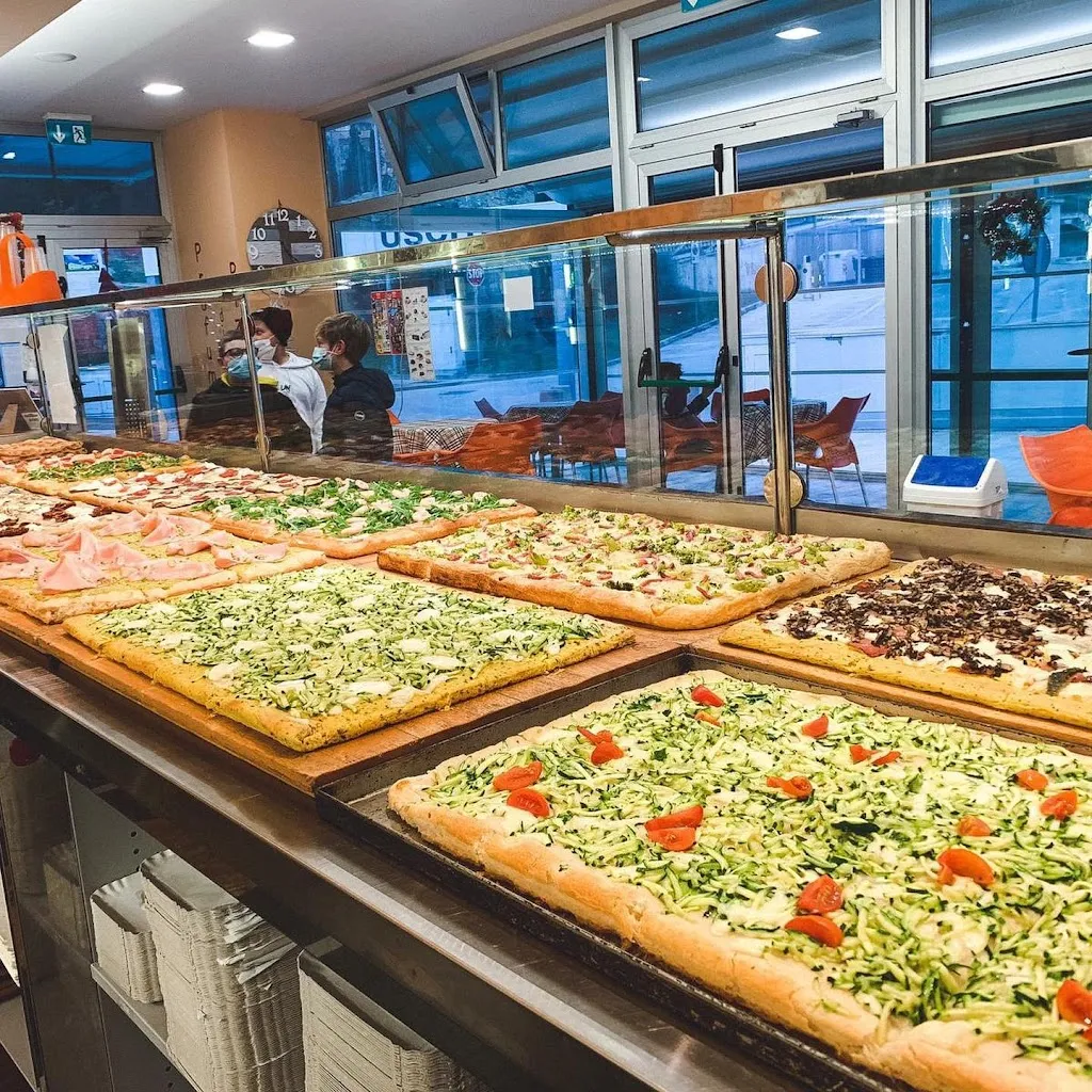 Profumo Di Pizza Di Perini Alice & C. snc restaurant in Castelfidardo