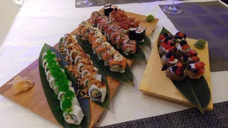 Ristorante Sushiando_Centobuchi_slider_image_1