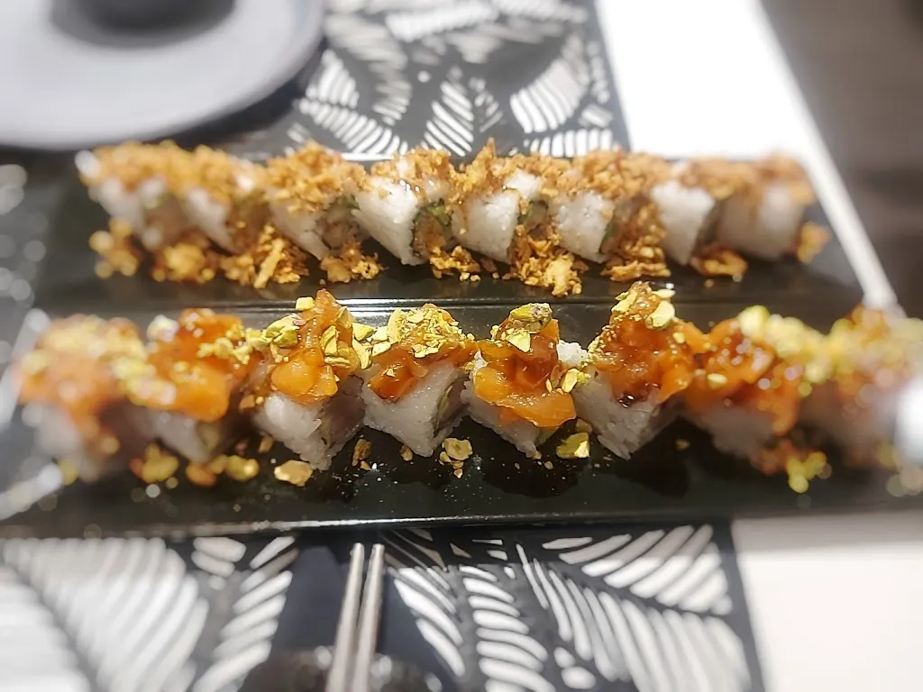 Ristorante Sushiando_Centobuchi_slider_image_3