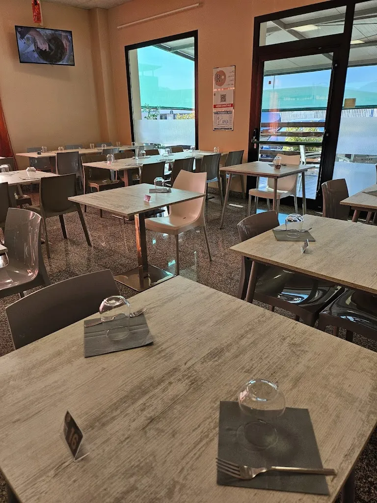 Rosy Food Cafe 'Piunti of Rosalba_Centobuchi_slider_image_1