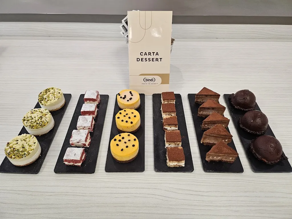 Rosy Food Cafe 'Piunti of Rosalba_Centobuchi_slider_image_3