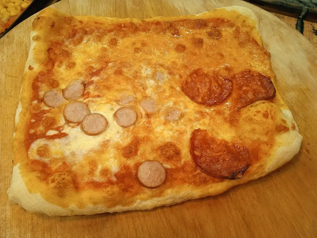 Pizza Mia di Stella Bianconi restaurant in Centobuchi