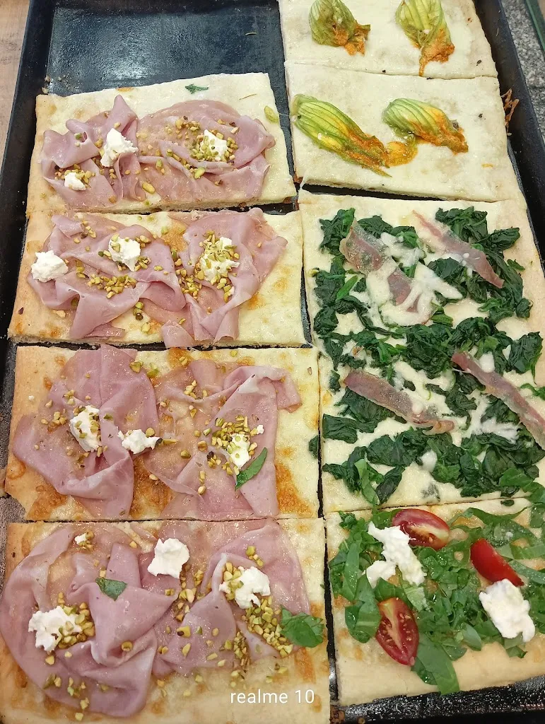 Pizza Mia di Stella Bianconi_Centobuchi_slider_image_2