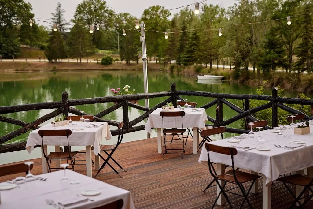 Ristorante Urbino Dei Laghi - Tenuta Santi Giacomo e Filippo_Colbordolo_slider_image_1