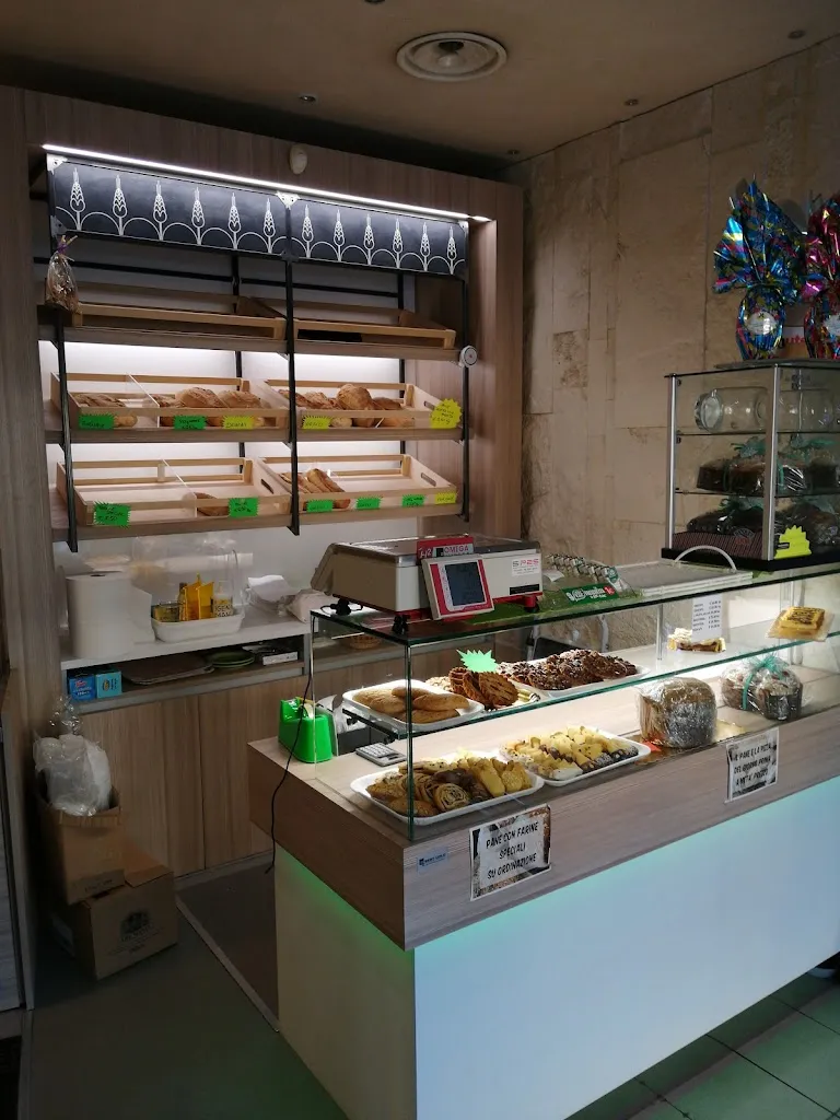 Astra Cafe' Di Antonella Ricci_Colbordolo_slider_image_2