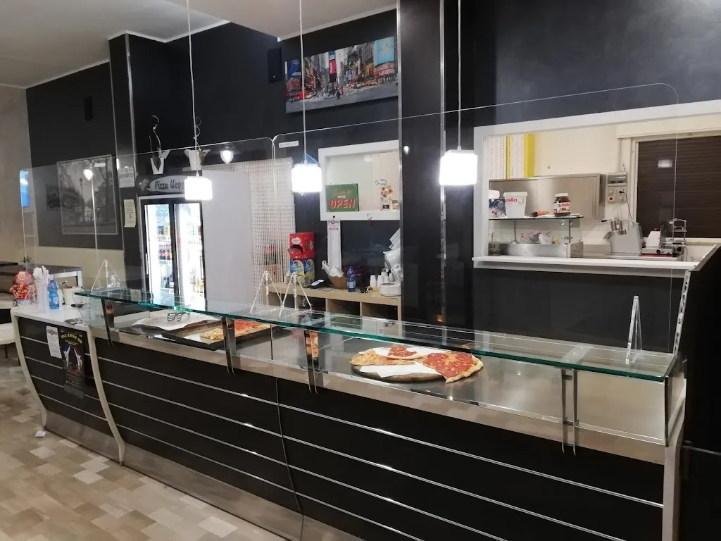 Pizza Ueppa Di Bruschi Ursula & C. Snc_Colbordolo_slider_image_3