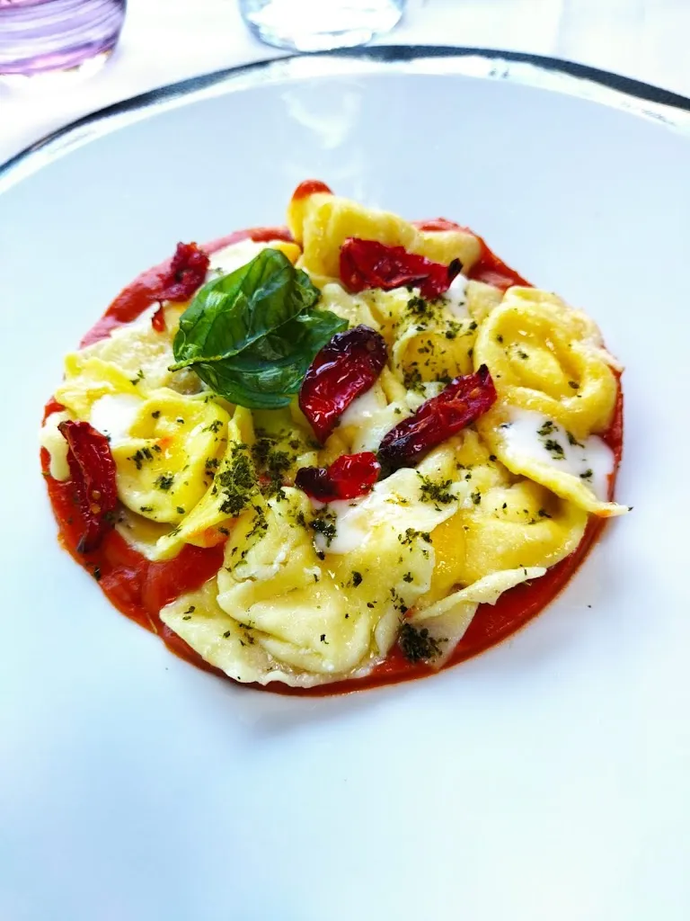 Odile Wouako_Ristorante Mangia_Civitanova Alta_review