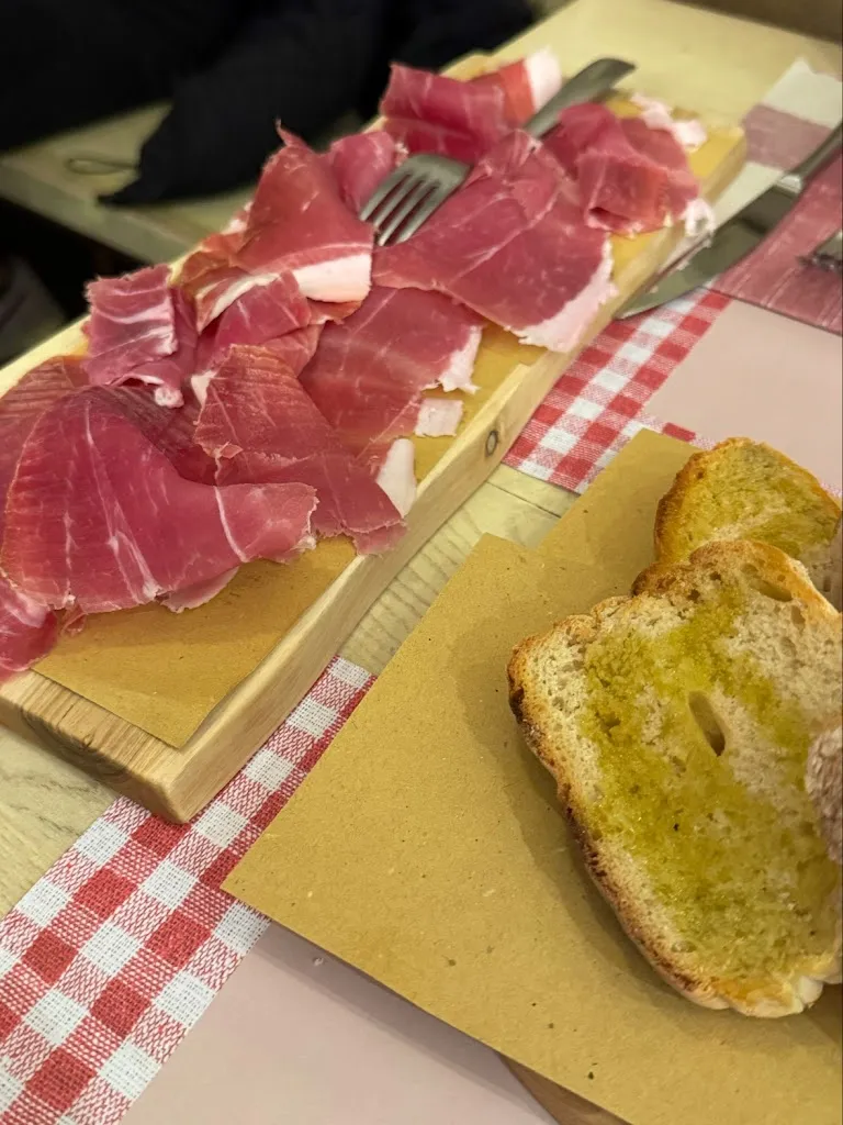 Konstantinos Konstantinidis_Osteria la Mangiatoia_Civitanova Alta_review