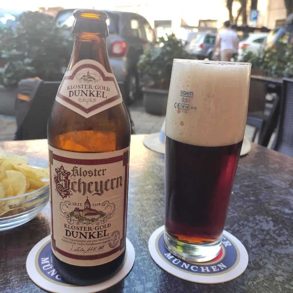 Riccardo Pellegrini_HANNIBAL PUB_Civitanova Alta_review