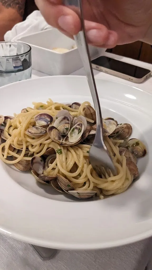 Giuseppe Pirone_Trattoria Lo Monte_Civitanova Alta_review
