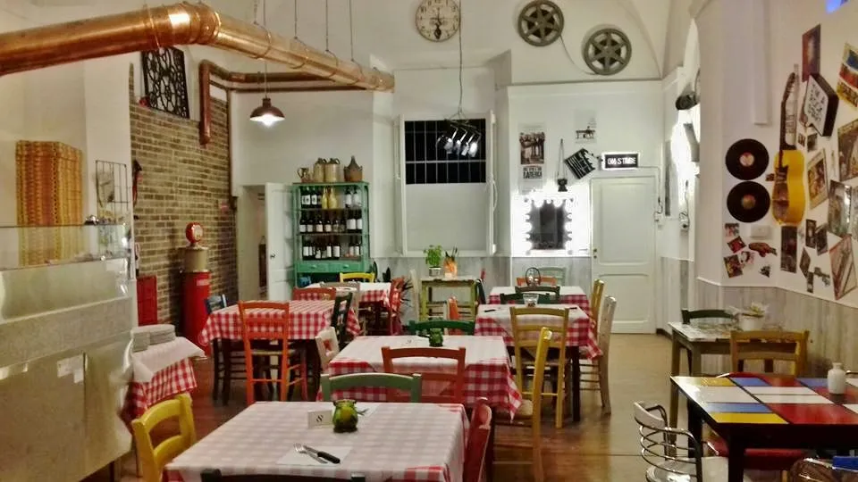 Agli Artisti Pizzeria restaurant in Civitanova Alta