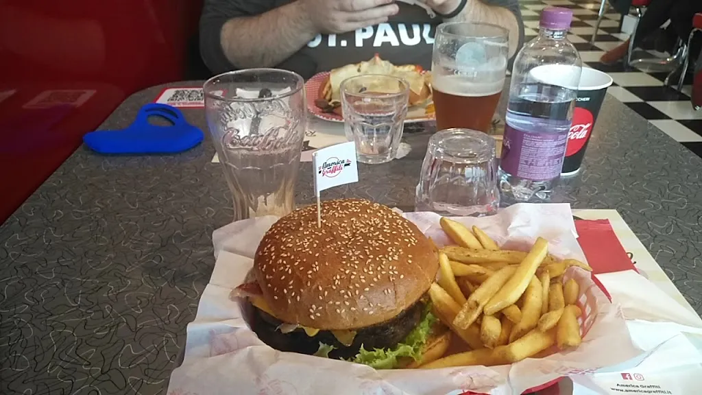 America Graffiti_Civitanova Marche_slider_image_2