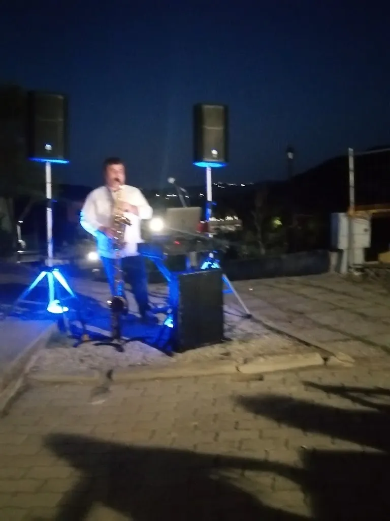 danilo mastroberardino_I Torres Bistrot_Carpineto Sinello_review