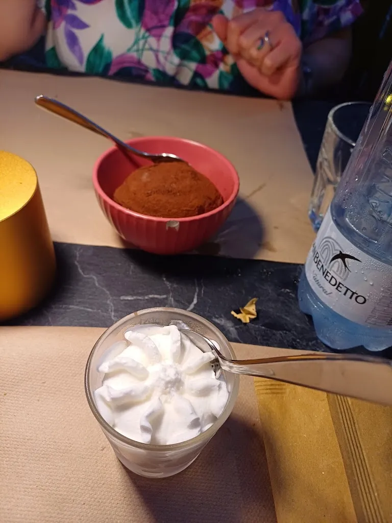 Marco Colafranceschi_Pizzeria Saturnia_Colli del Tronto_review