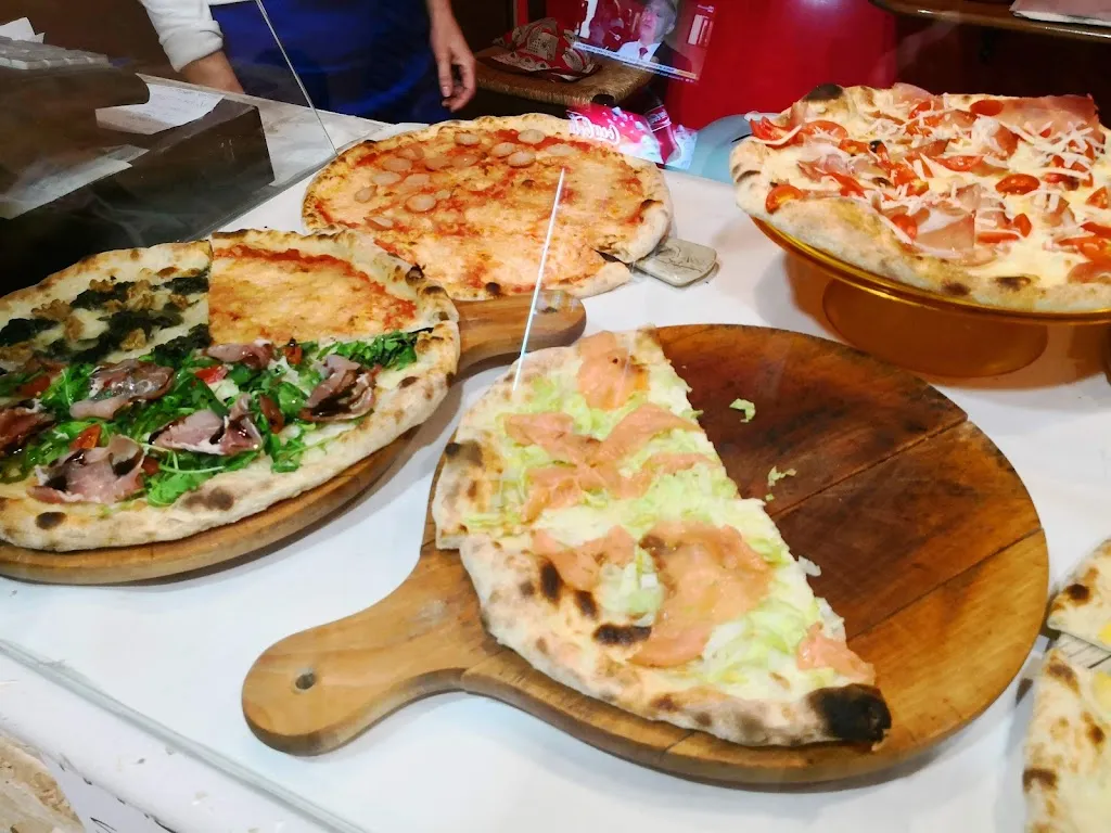 Pizzeria la gustosa_Colli del Tronto_slider_image_1