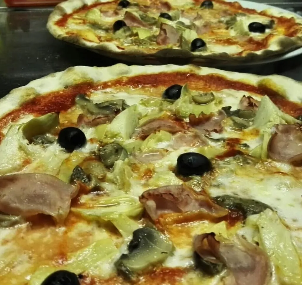 Pizzeria Ristorante Il Muretto Di Ruffini Benso restaurant in Colmurano