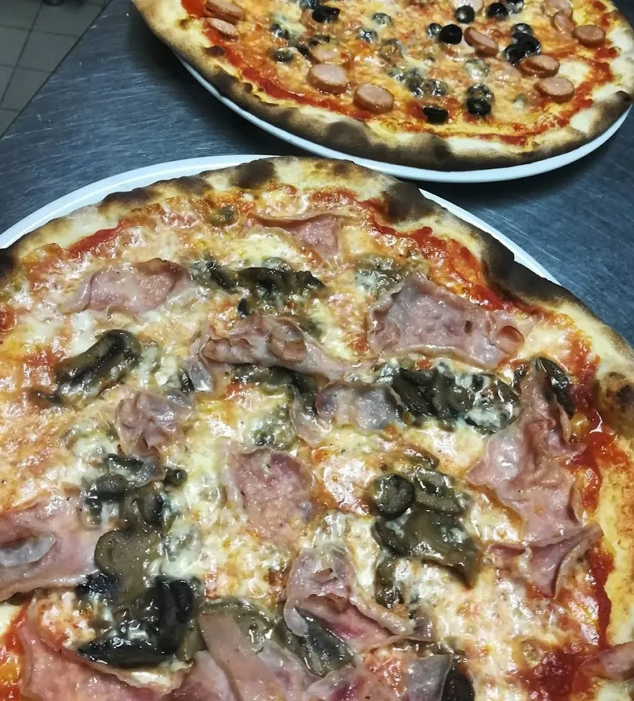 Pizzeria Ristorante Il Muretto Di Ruffini Benso_Colmurano_slider_image_2