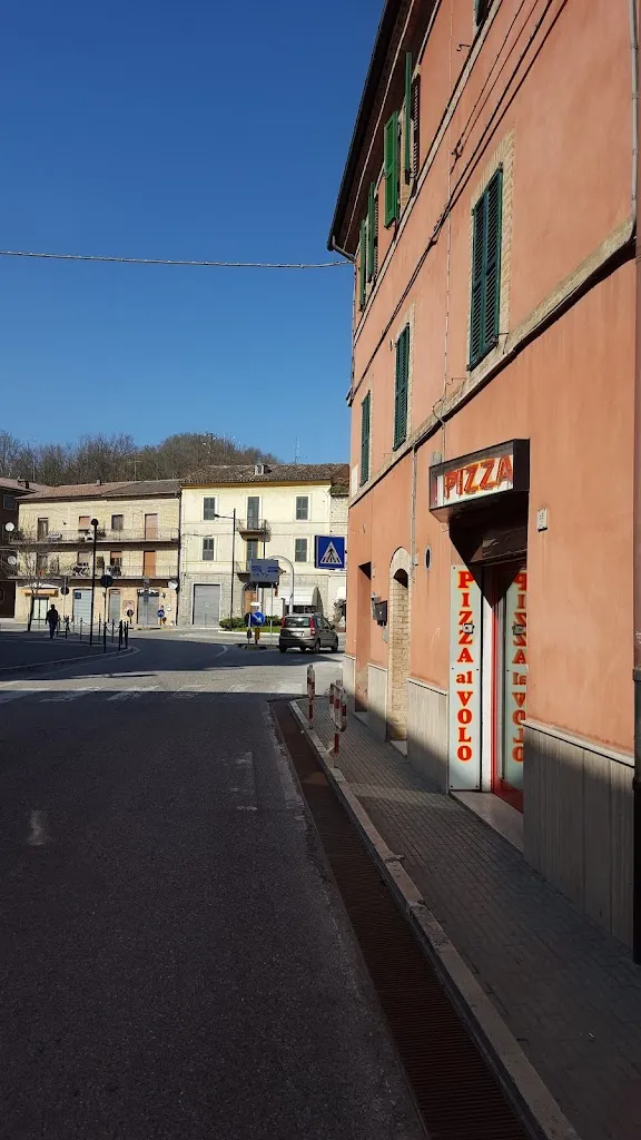 Pizza Al Volo_Comunanza_slider_image_3